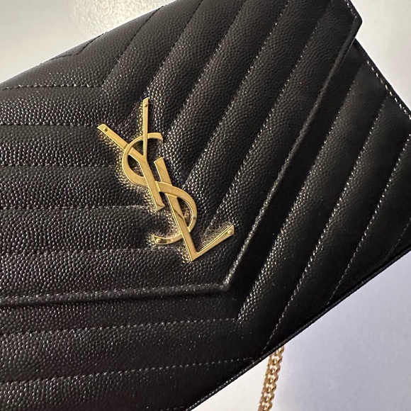 YSL black chevron Cassandra quilted grained calfskin small envelope bag - Picture 11 of 16